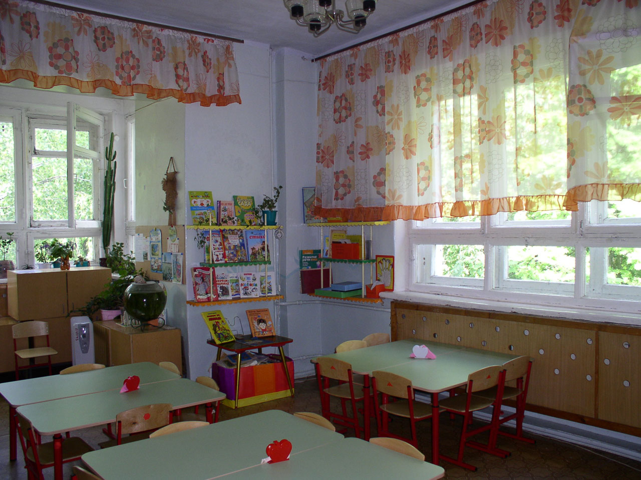 kurtina para sa dekorasyon ng larawan sa kindergarten