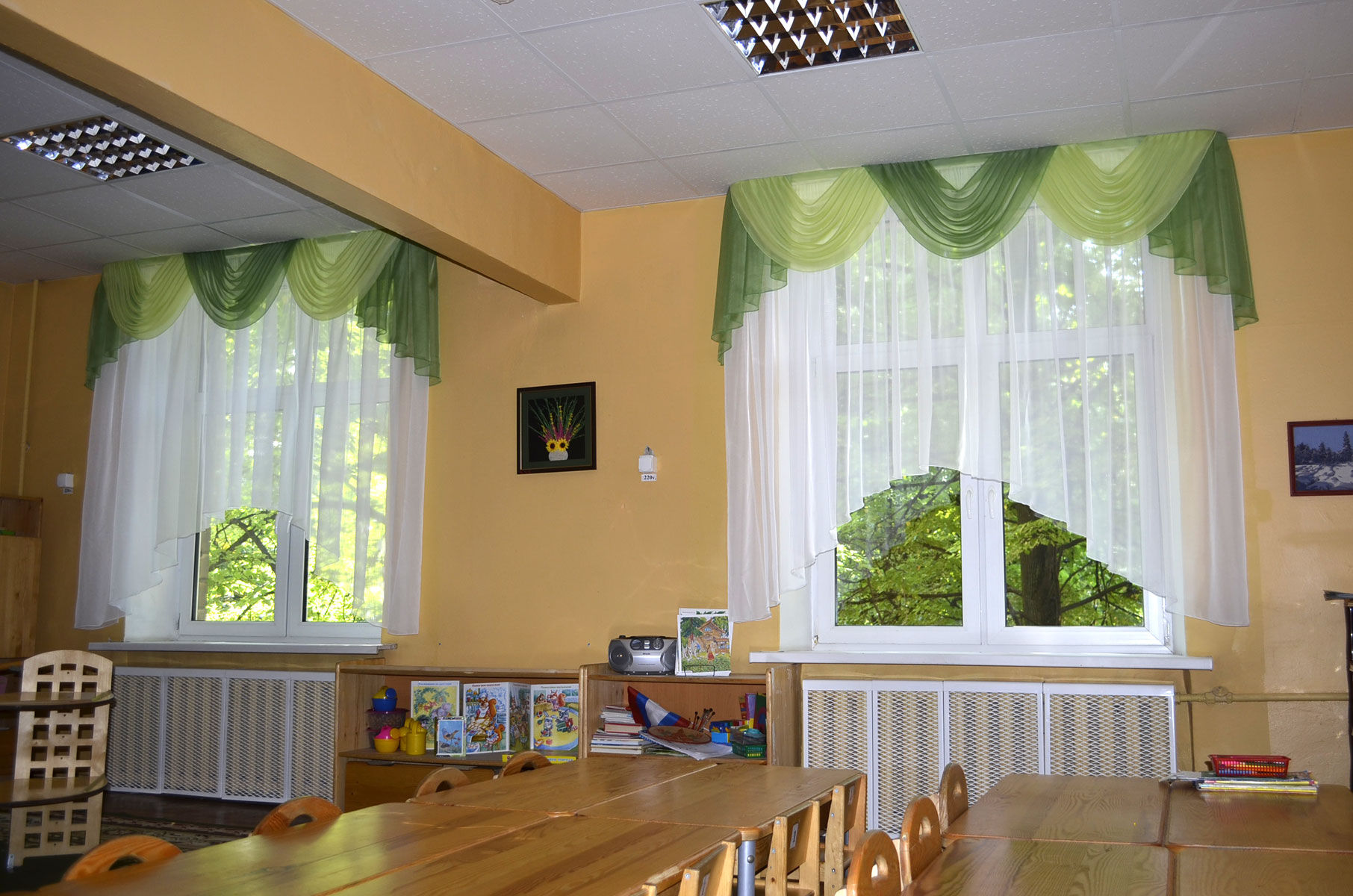 curtains for kindergarten design photo