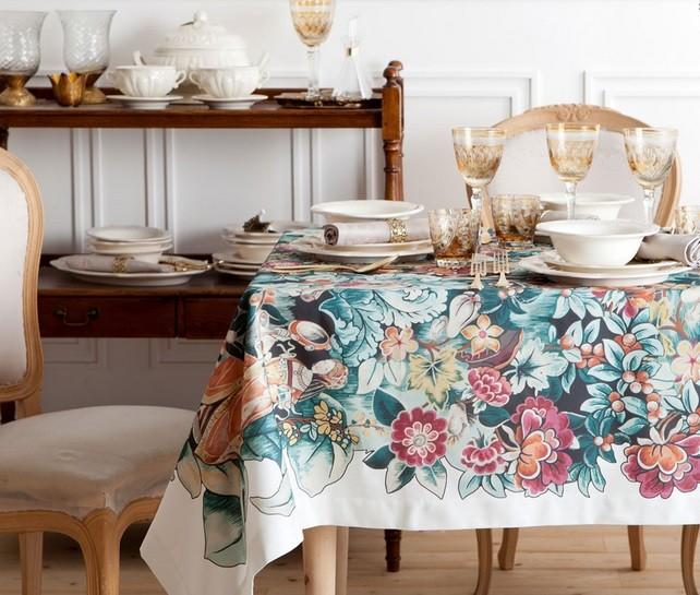 tablecloth sa mga ideya sa disenyo ng mesa