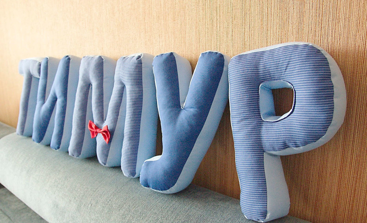pillow letters review