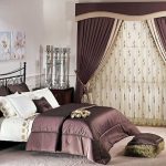 yatak odası dekor fikirleri için perde ve yatak örtüsü seti