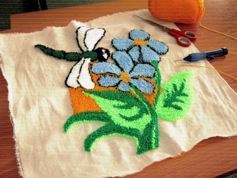 carpet embroidery technique