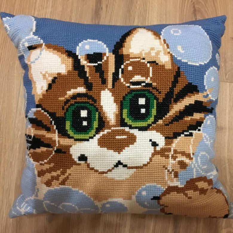 beautiful pillow kitty cross