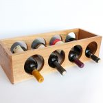 mga ideya sa disenyo ng wine bottle stand