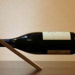 projekt zdjęcia stojaka na butelkę wina