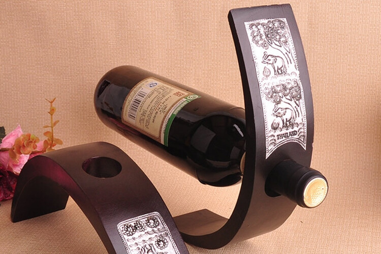 الوقوف لزجاجات النبيذ تصميم الصور