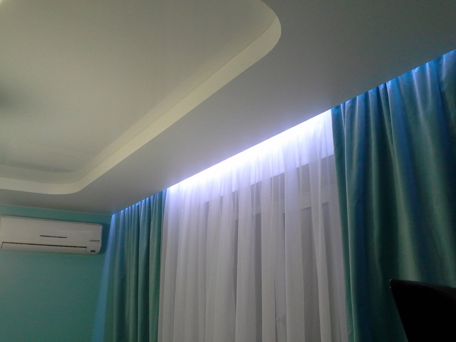 backlight curtains photo clearance