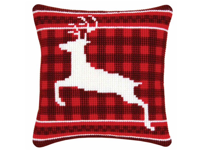 puting deer pillow