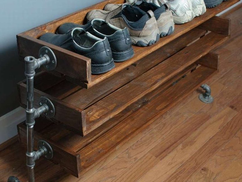 shelf for shoes from pallet