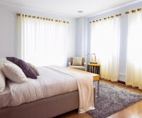 eyelet curtains to the bedroom