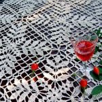 crocheted tablecloth decor ideas